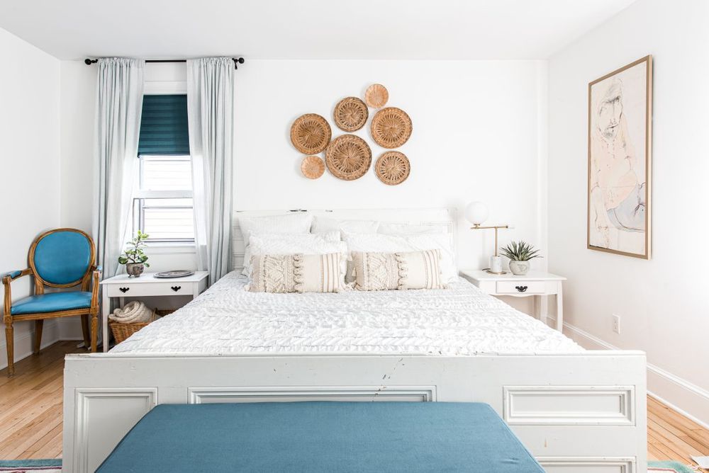 ways to block heat from windows: blinds and curtains