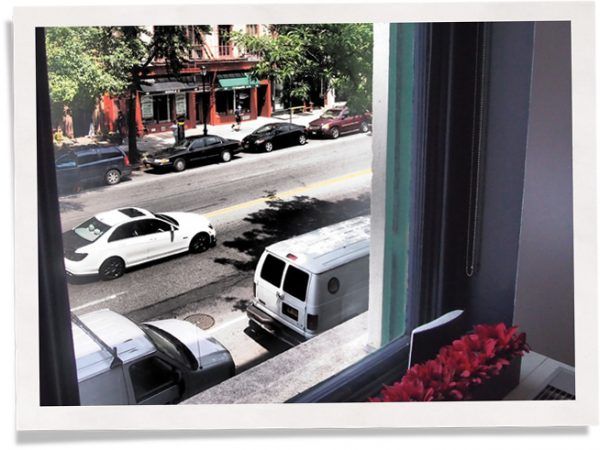 Indow insert blocking traffic noise: soundproof city windows